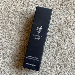 Younique Touch stick foundation (velour)